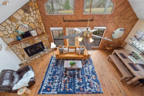 Sleep7 Contemporary Fireplace WIFI Deck - Franz